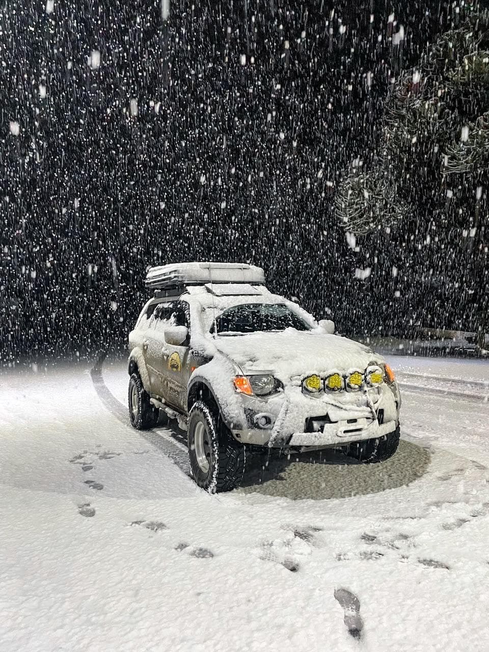Pajero Dakar da Habitat Natural na neve